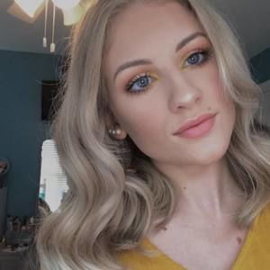 Meet your Posher, Cassie